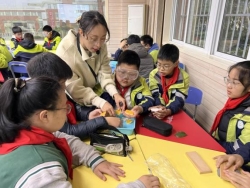 d229759706867696963bf5e7df872a68_720